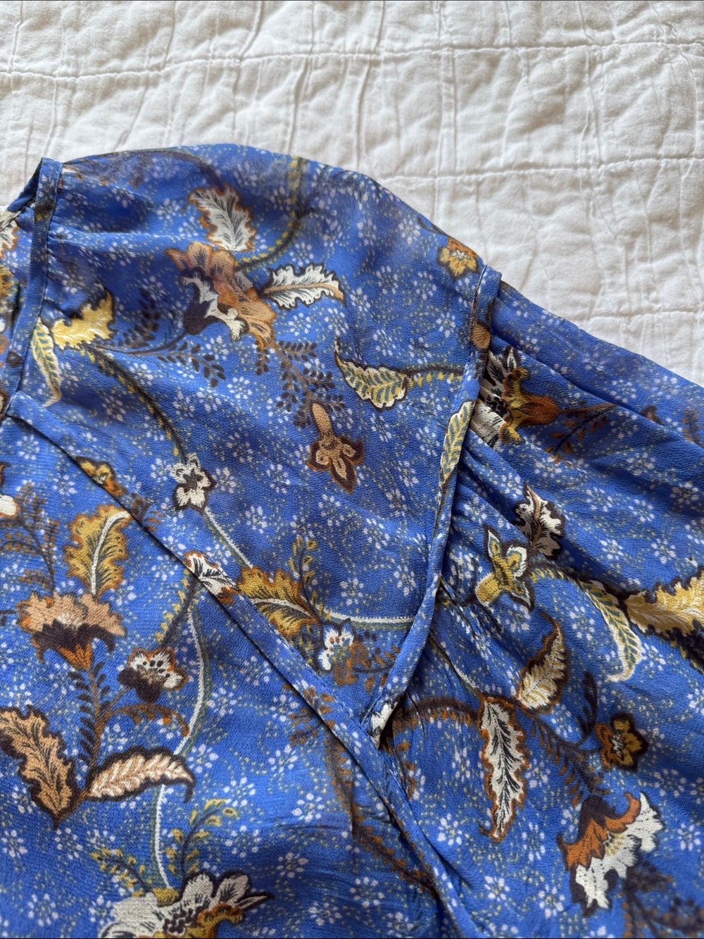 Second‎ Female Lantana Blue Floral Viscose Blouse Puff Sleeve Top Size Medium - Picture 5 of 8